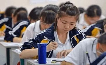 初二600字读后感6篇