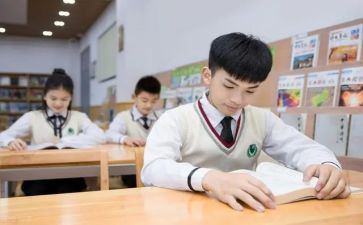 初一作文范文700字8篇