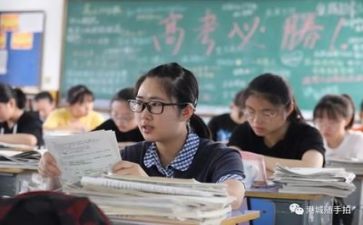 高考100演讲稿推荐7篇