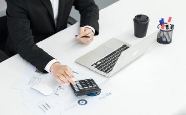 会计月工作总结报告5篇