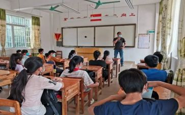 小学六年级数学教师年度工作总结8篇