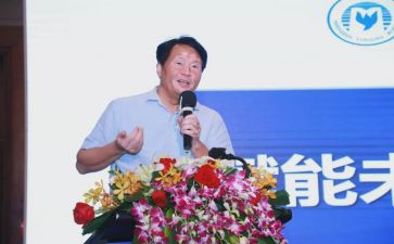 校长年终述职报告推荐6篇