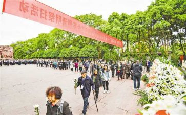 扬英烈志作文推荐8篇