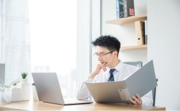 关于班主任的心得体会8篇